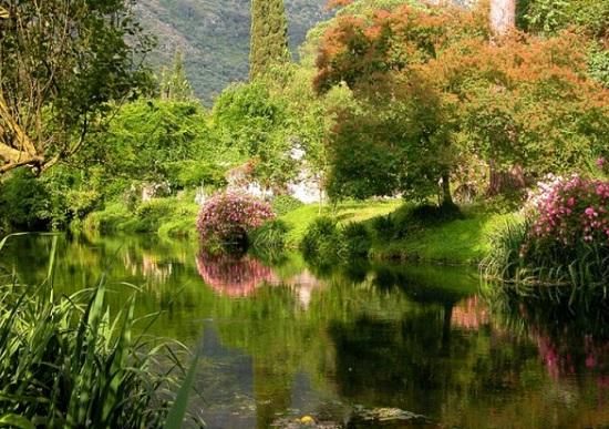 i giardini di ninfa groase